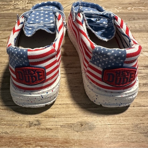 Hey Dude Wally Youth Patriotic Stars And Stripes Unisex Shoes Y3-L4 USA NWT - Picture 7 of 7